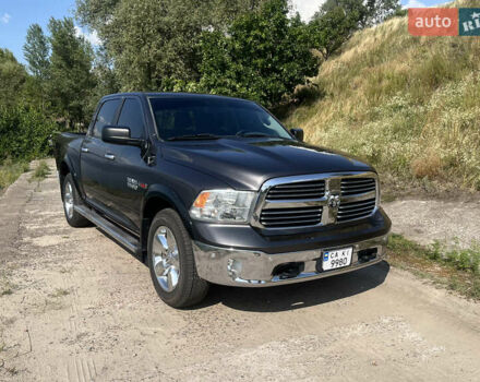 Серый Додж RAM 1500, объемом двигателя 3 л и пробегом 169 тыс. км за 25000 $, фото 3 на Automoto.ua
