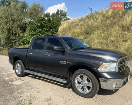 Серый Додж RAM 1500, объемом двигателя 3 л и пробегом 169 тыс. км за 25000 $, фото 5 на Automoto.ua
