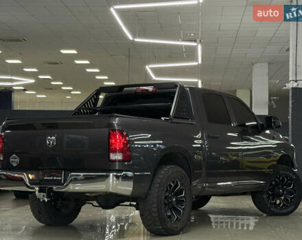 Додж RAM 1500 2014 в Николаеве на Automoto.ua Серый Додж RAM 1500, объемом двигателя 2.99 л и пробегом 254 тыс. км за 26499 $, фото 7 на Automoto.ua