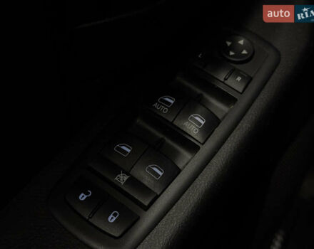 Додж RAM 1500 2014 в Николаеве на Automoto.ua Серый Додж RAM 1500, объемом двигателя 2.99 л и пробегом 254 тыс. км за 26499 $, фото 24 на Automoto.ua