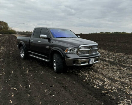 Серый Додж RAM 1500, объемом двигателя 5.7 л и пробегом 198 тыс. км за 29000 $, фото 4 на Automoto.ua