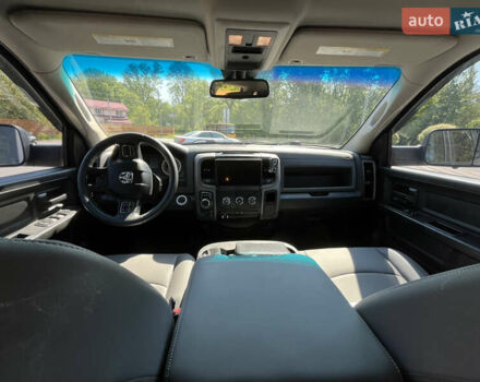 Серый Додж RAM 1500, объемом двигателя 2.99 л и пробегом 365 тыс. км за 26500 $, фото 14 на Automoto.ua