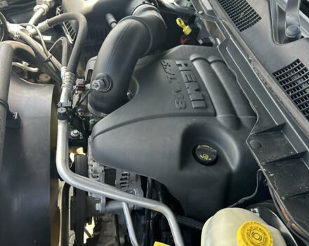 Серый Додж RAM 1500, объемом двигателя 5.7 л и пробегом 241 тыс. км за 24900 $, фото 11 на Automoto.ua