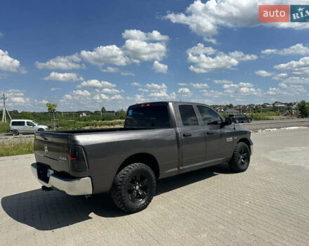 Серый Додж RAM 1500, объемом двигателя 5.7 л и пробегом 241 тыс. км за 24900 $, фото 37 на Automoto.ua