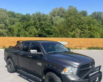 Серый Додж RAM 1500, объемом двигателя 2.99 л и пробегом 365 тыс. км за 26500 $, фото 6 на Automoto.ua