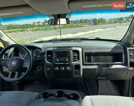 Серый Додж RAM 1500, объемом двигателя 5.7 л и пробегом 241 тыс. км за 24900 $, фото 33 на Automoto.ua