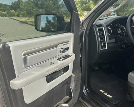 Серый Додж RAM 1500, объемом двигателя 3 л и пробегом 280 тыс. км за 25500 $, фото 11 на Automoto.ua