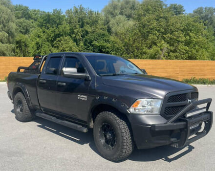 Серый Додж RAM 1500, объемом двигателя 2.99 л и пробегом 365 тыс. км за 26500 $, фото 7 на Automoto.ua