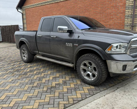 Серый Додж RAM 1500, объемом двигателя 5.7 л и пробегом 198 тыс. км за 29000 $, фото 11 на Automoto.ua