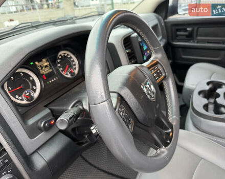 Серый Додж RAM 1500, объемом двигателя 2.99 л и пробегом 378 тыс. км за 26490 $, фото 16 на Automoto.ua