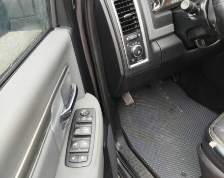 Серый Додж RAM 1500, объемом двигателя 3 л и пробегом 190 тыс. км за 27500 $, фото 6 на Automoto.ua