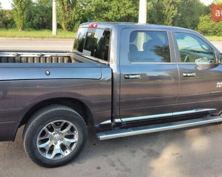 Серый Додж RAM 1500, объемом двигателя 5.65 л и пробегом 110 тыс. км за 33000 $, фото 8 на Automoto.ua