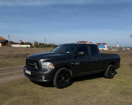 Додж RAM 1500 2016 в Одессе на Automoto.ua Серый Додж RAM 1500, объемом двигателя 5.7 л и пробегом 316 тыс. км за 19500 $, фото 1 на Automoto.ua