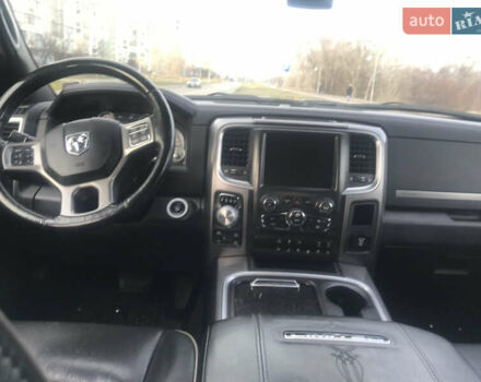 Серый Додж RAM 1500, объемом двигателя 5.65 л и пробегом 110 тыс. км за 33000 $, фото 18 на Automoto.ua