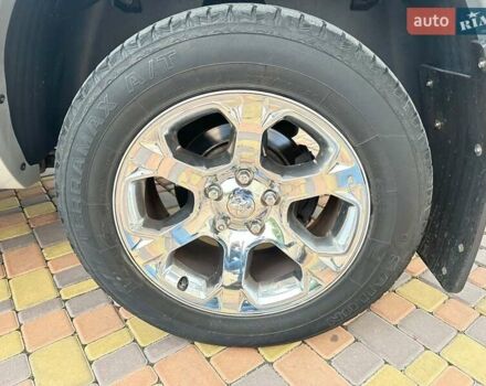 Додж RAM 1500 2016 в Умани на Automoto.ua Серый Додж RAM 1500, объемом двигателя 2.99 л и пробегом 240 тыс. км за 27000 $, фото 10 на Automoto.ua