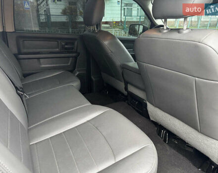 Серый Додж RAM 1500, объемом двигателя 5.7 л и пробегом 91 тыс. км за 24490 $, фото 39 на Automoto.ua