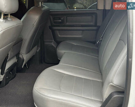 Серый Додж RAM 1500, объемом двигателя 5.7 л и пробегом 91 тыс. км за 24490 $, фото 23 на Automoto.ua