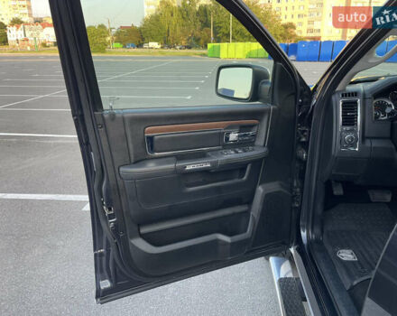 Серый Додж RAM 1500, объемом двигателя 2.99 л и пробегом 140 тыс. км за 37000 $, фото 17 на Automoto.ua