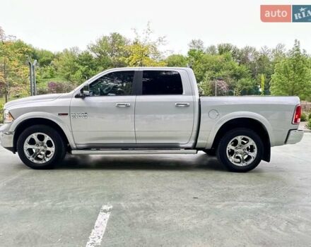 Додж RAM 1500 2016 в Умани на Automoto.ua Серый Додж RAM 1500, объемом двигателя 2.99 л и пробегом 240 тыс. км за 27000 $, фото 5 на Automoto.ua
