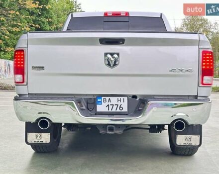 Додж RAM 1500 2016 в Умани на Automoto.ua Серый Додж RAM 1500, объемом двигателя 2.99 л и пробегом 240 тыс. км за 27000 $, фото 2 на Automoto.ua