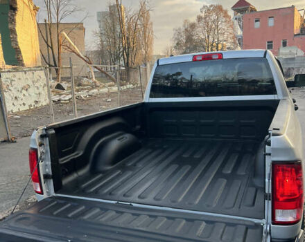 Серый Додж RAM 1500, объемом двигателя 2.99 л и пробегом 165 тыс. км за 26400 $, фото 7 на Automoto.ua