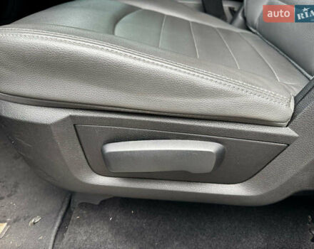 Серый Додж RAM 1500, объемом двигателя 5.7 л и пробегом 91 тыс. км за 24490 $, фото 29 на Automoto.ua