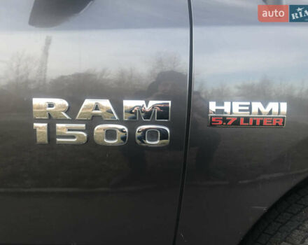 Серый Додж RAM 1500, объемом двигателя 5.65 л и пробегом 110 тыс. км за 33000 $, фото 17 на Automoto.ua