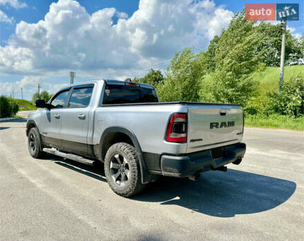 Серый Додж RAM 1500, объемом двигателя 5.7 л и пробегом 80 тыс. км за 39500 $, фото 6 на Automoto.ua