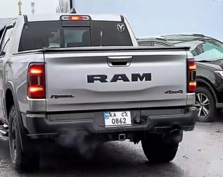 Серый Додж RAM 1500, объемом двигателя 5.7 л и пробегом 80 тыс. км за 39500 $, фото 25 на Automoto.ua