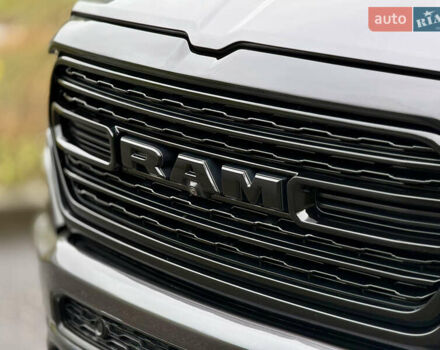 Додж RAM 1500 2019 в Харькове на Automoto.ua Серый Додж RAM 1500, объемом двигателя 5.7 л и пробегом 65 тыс. км за 60000 $, фото 13 на Automoto.ua