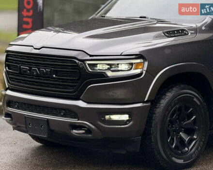 Додж RAM 1500 2019 в Харькове на Automoto.ua Серый Додж RAM 1500, объемом двигателя 5.7 л и пробегом 65 тыс. км за 60000 $, фото 12 на Automoto.ua
