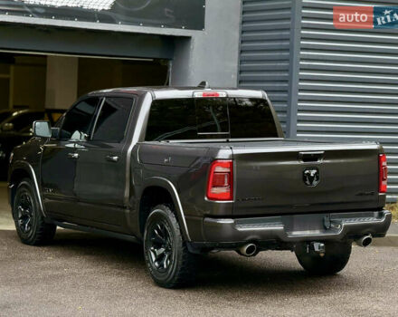 Додж RAM 1500 2019 в Харькове на Automoto.ua Серый Додж RAM 1500, объемом двигателя 5.7 л и пробегом 65 тыс. км за 60000 $, фото 5 на Automoto.ua
