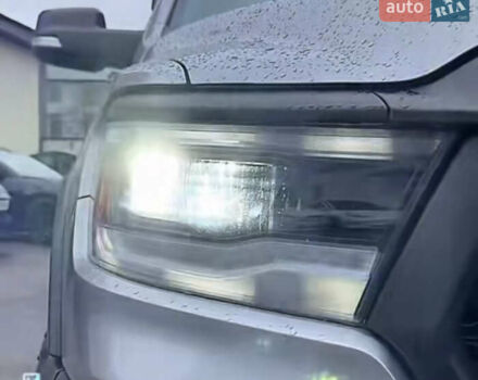 Серый Додж RAM 1500, объемом двигателя 5.7 л и пробегом 80 тыс. км за 39500 $, фото 28 на Automoto.ua