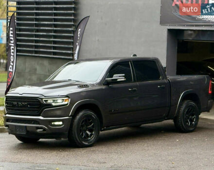 Додж RAM 1500 2019 в Харькове на Automoto.ua Серый Додж RAM 1500, объемом двигателя 5.7 л и пробегом 65 тыс. км за 60000 $, фото 2 на Automoto.ua