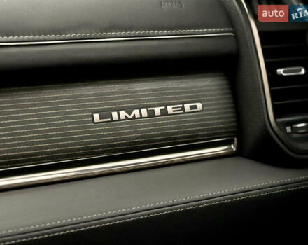 Додж RAM 1500 2019 в Харькове на Automoto.ua Серый Додж RAM 1500, объемом двигателя 5.7 л и пробегом 65 тыс. км за 60000 $, фото 33 на Automoto.ua