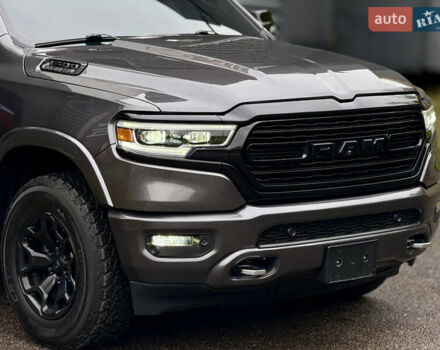 Додж RAM 1500 2019 в Харькове на Automoto.ua Серый Додж RAM 1500, объемом двигателя 5.7 л и пробегом 65 тыс. км за 60000 $, фото 10 на Automoto.ua