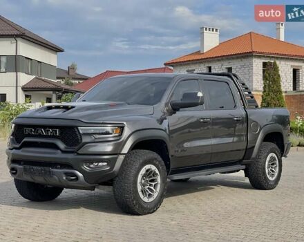 Серый Додж RAM 1500, объемом двигателя 6.2 л и пробегом 44 тыс. км за 105900 $, фото 15 на Automoto.ua