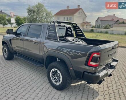 Серый Додж RAM 1500, объемом двигателя 6.2 л и пробегом 44 тыс. км за 105900 $, фото 14 на Automoto.ua