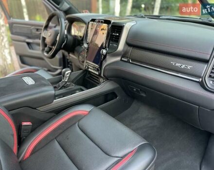 Серый Додж RAM 1500, объемом двигателя 6.2 л и пробегом 44 тыс. км за 105900 $, фото 26 на Automoto.ua