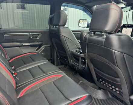Серый Додж RAM 1500, объемом двигателя 6.2 л и пробегом 10 тыс. км за 170000 $, фото 12 на Automoto.ua