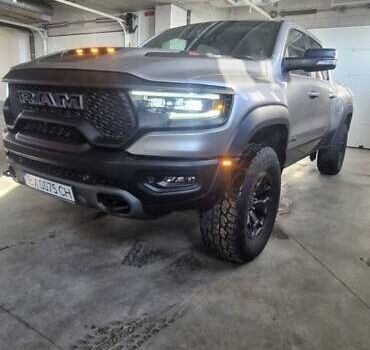 Серый Додж RAM 1500, объемом двигателя 6.2 л и пробегом 36 тыс. км за 130000 $, фото 6 на Automoto.ua