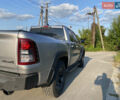 Серый Додж RAM 1500, объемом двигателя 5.7 л и пробегом 15 тыс. км за 49990 $, фото 5 на Automoto.ua