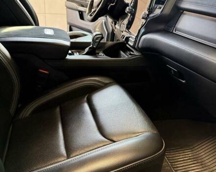 Серый Додж RAM 1500, объемом двигателя 6.2 л и пробегом 36 тыс. км за 130000 $, фото 8 на Automoto.ua