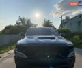 Серый Додж RAM 1500, объемом двигателя 5.7 л и пробегом 15 тыс. км за 49990 $, фото 1 на Automoto.ua