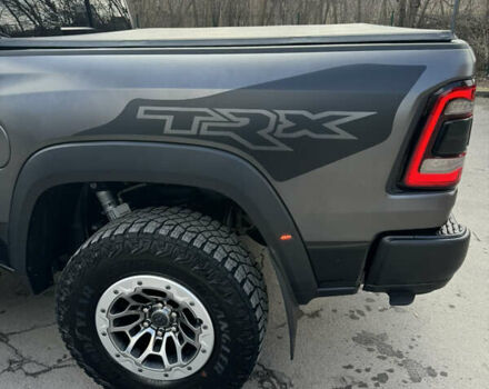 Серый Додж RAM 1500, объемом двигателя 6.2 л и пробегом 10 тыс. км за 170000 $, фото 9 на Automoto.ua