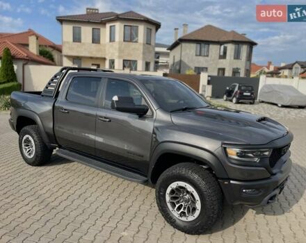 Серый Додж RAM 1500, объемом двигателя 6.2 л и пробегом 44 тыс. км за 105900 $, фото 10 на Automoto.ua