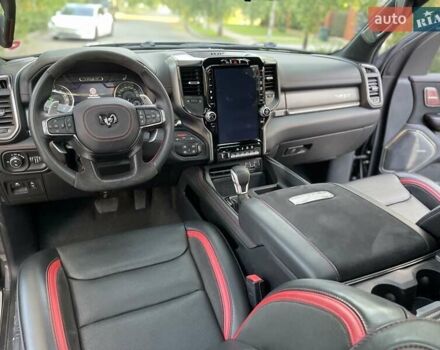 Серый Додж RAM 1500, объемом двигателя 6.2 л и пробегом 44 тыс. км за 105900 $, фото 33 на Automoto.ua