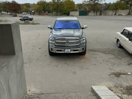 Додж RAM 1500 2015 у Софиевке на Automoto.ua Сірий Додж RAM 1500, об'ємом двигуна 5.7 л та пробігом 198 тис. км за 30000 $, фото 1 на Automoto.ua