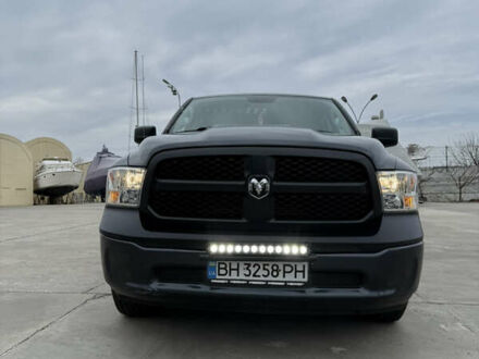 Додж RAM 1500 2019 у Одесі на Automoto.ua Сірий Додж RAM 1500, об'ємом двигуна 3 л та пробігом 49 тис. км за 28500 $, фото 1 на Automoto.ua