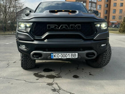 Додж RAM 1500 2021 в Каменце-Подольском на Automoto.ua Серый Додж RAM 1500, объемом двигателя 6.2 л и пробегом 10 тыс. км за 170000 $, фото 1 на Automoto.ua